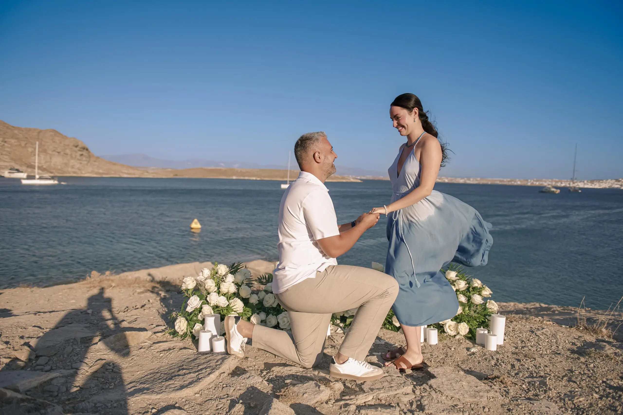 proposal-paros-beach-romantic-surprise